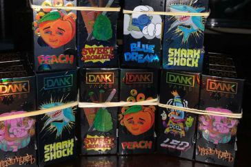 black-market-vapes-are-making-people-sick