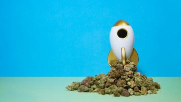 8-weed-strains-to-smoke-on-4/20