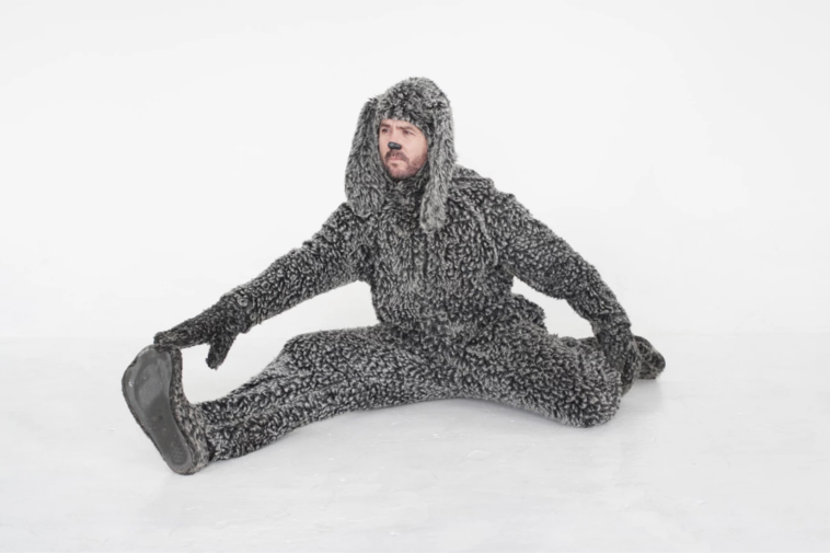 the-roll-up-#216:-the-star-of-‘wilfred’-talks-weed