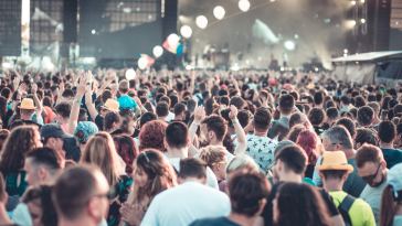 the-ultimate-stoner’s-guide-to-weed-at-festivals