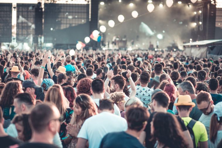 the-ultimate-stoner’s-guide-to-weed-at-festivals