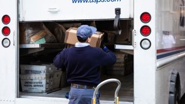 congress’-new-ship-act-would-let-small-scale-producers-mail-weed-directly-to-consumers.-hell-yeah!