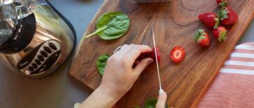 8-of-our-favorite-strawberry-scented-strains 